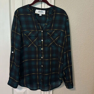Alice Blue Stitch Fix plaid long sleeve blouse with roll tab sleeves - size S